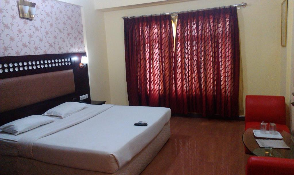 Solitaire Suites Bangalore Zimmer foto